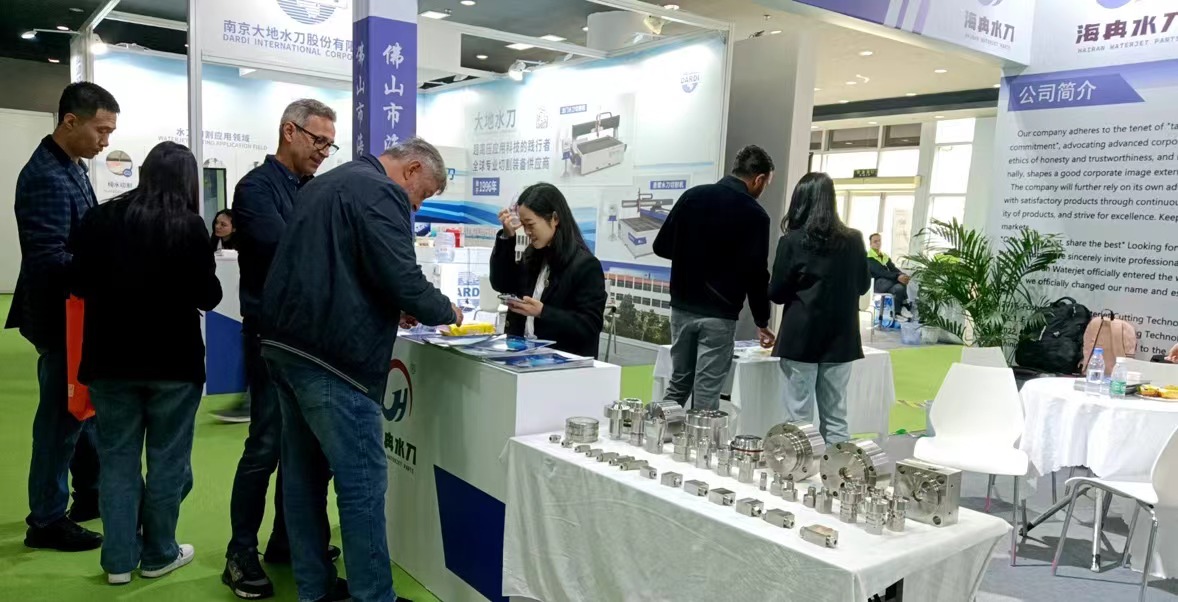 Hairan Waterjet participó con éxito en la 24ª Feria de Piedra de Xiamen